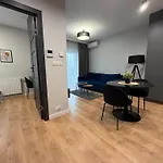 Gold Greenview Апартаменти *
