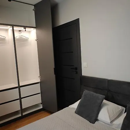 Gold Greenview ジェシュフ