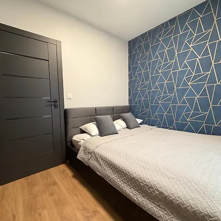 Gold Greenview Apartment *